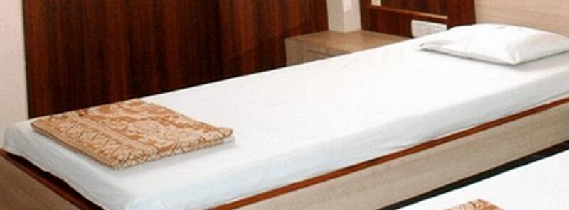 Yashwant Guest House, Kolhapur 4